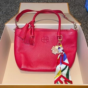 Used Tory Burch Red Shoulder Pebbled Leather Tassel Tote w/ Matching Wallet